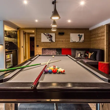 Chalet Cortina Your Exclusive Escape Amidst Alpine Appartamento *